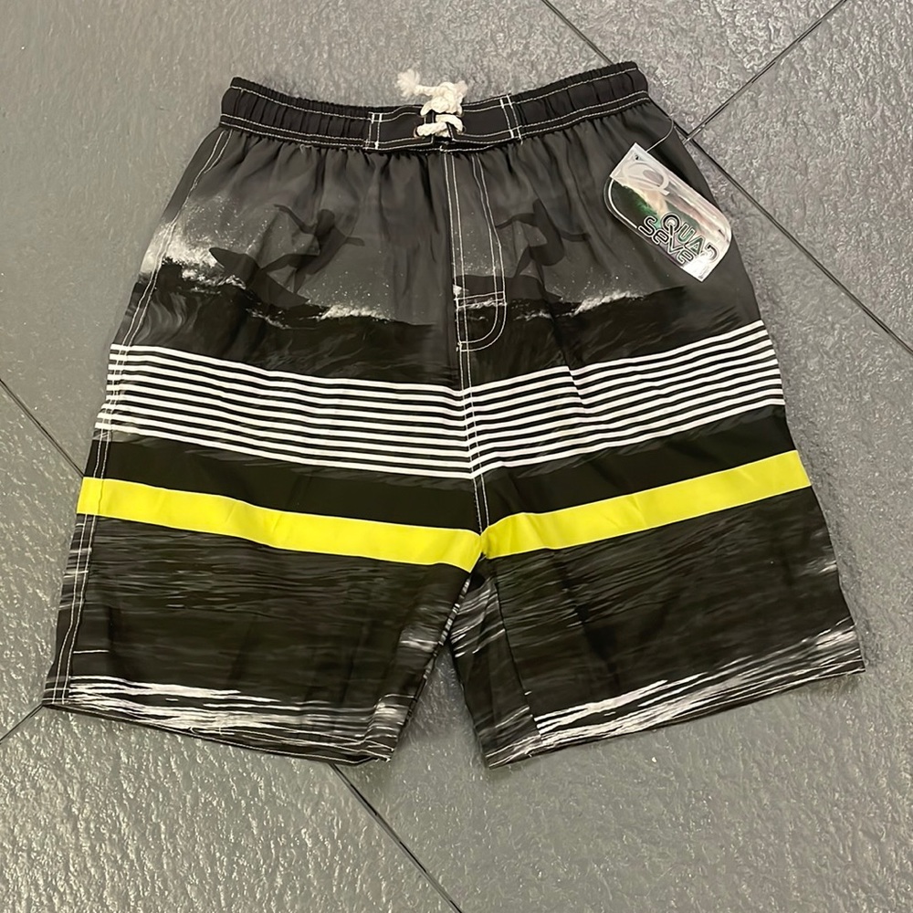 Swim Trunks Quad Seven Size 16/18 New with Tags